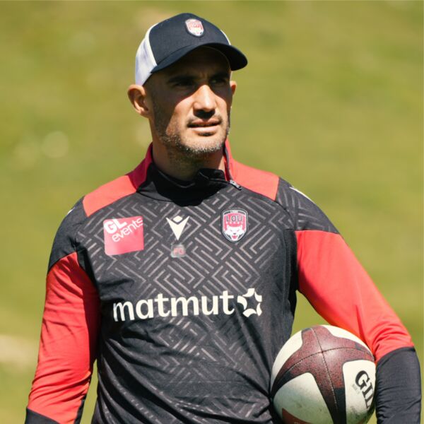 Outerwear & Accessories Thumbnail